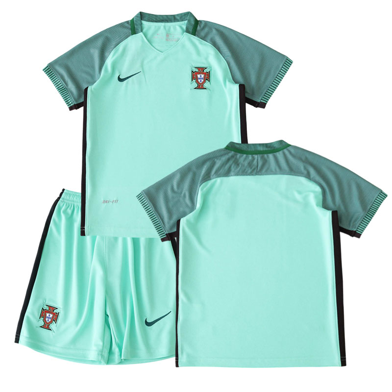 Portugal udebanetrøje retro 2016/17 - børnesæt med trøje og shorts