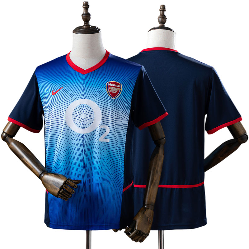Arsenal retro udebanetrøje 2002/03 – legendarisk design
