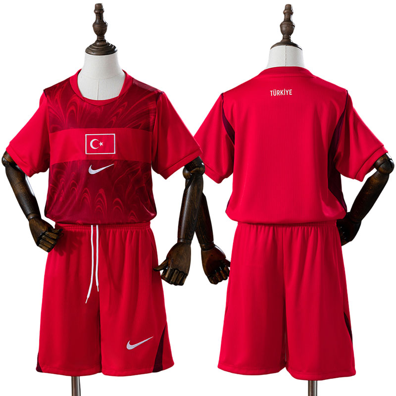 Tyrkiet 2026 hjemmebanesæt til børn - rød fodboldtrøje med shorts