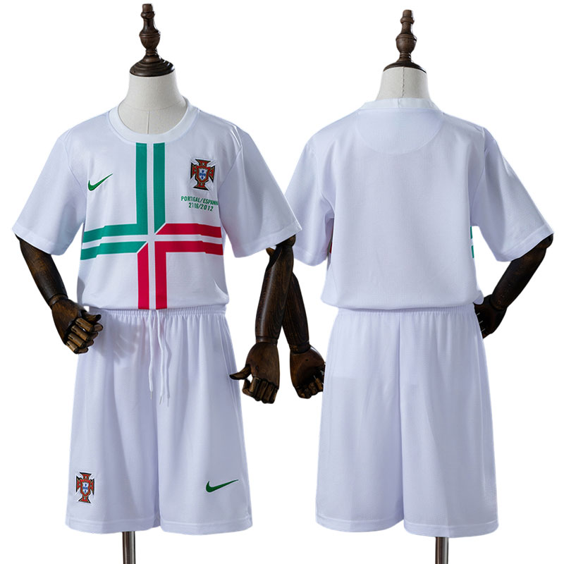 Køb Portugal 2012 fodbold trøje børn - retro udebanesæt